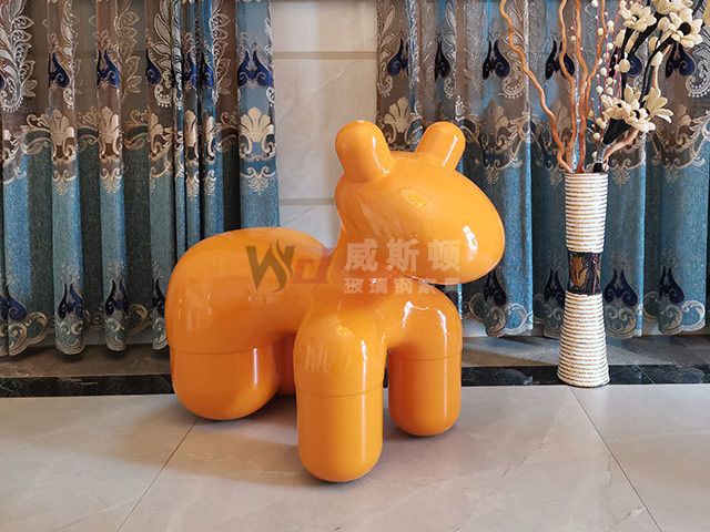 玻璃钢抽象小马景观坐凳