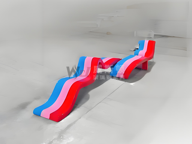 玻璃钢飘带座椅,为城市空间谱写灵动诗篇