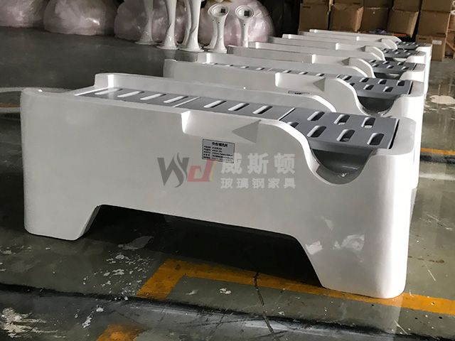 长方形玻璃钢创意清洗躺床